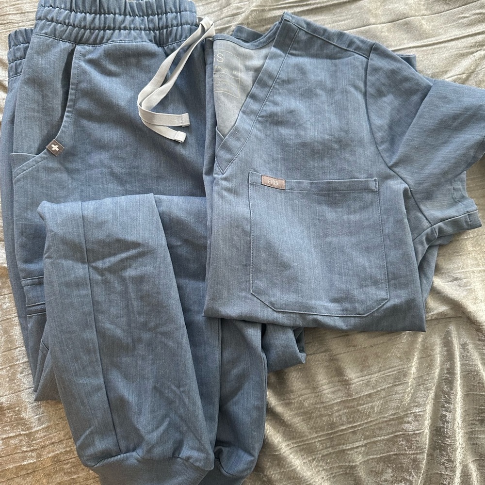 Figs heather indigo scrubs medium